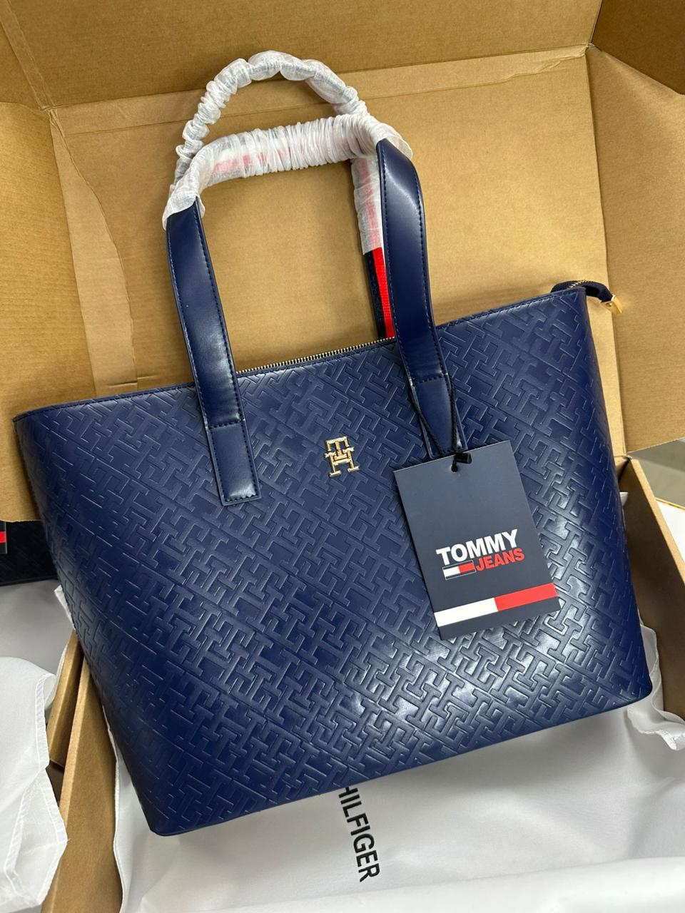 TOMMY HILFIGER ICONIC STRIPES LEATHER TOTE