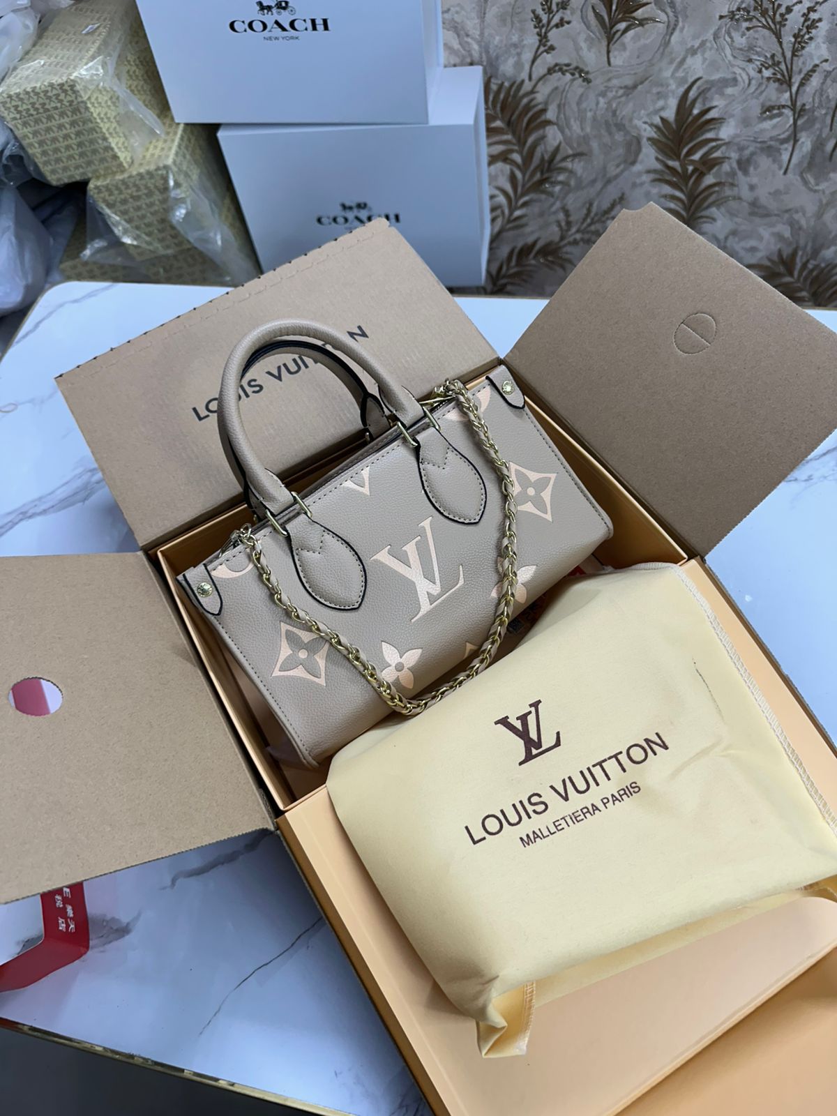 LV ON THE GO
