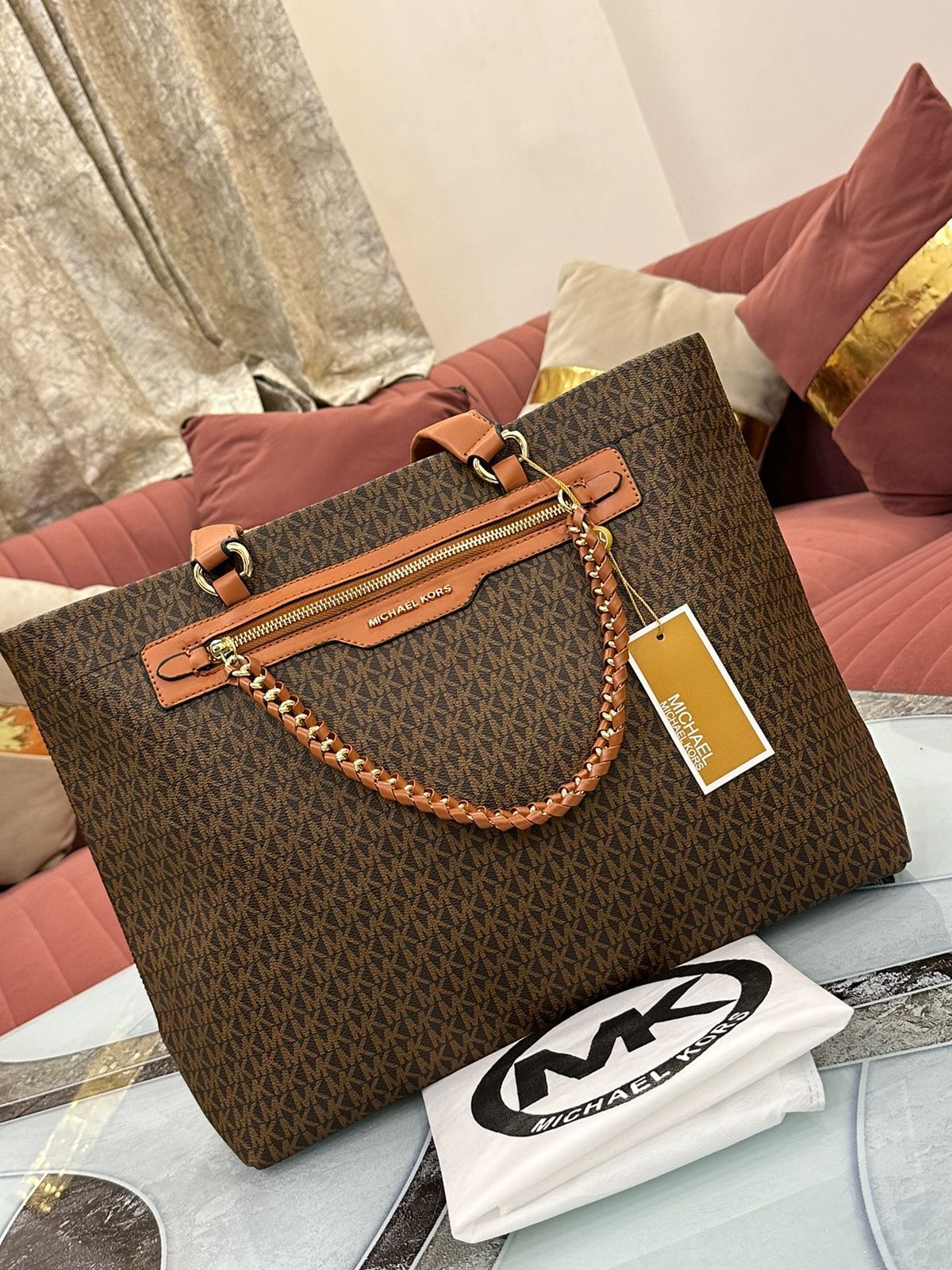 MICHAEL KORS ELLIOT LARGE TOTE