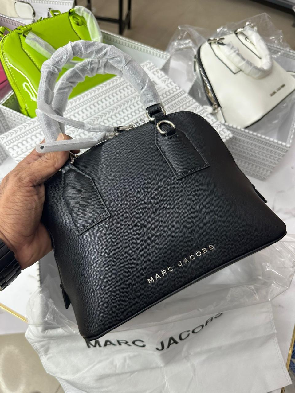 MARC JACOBS