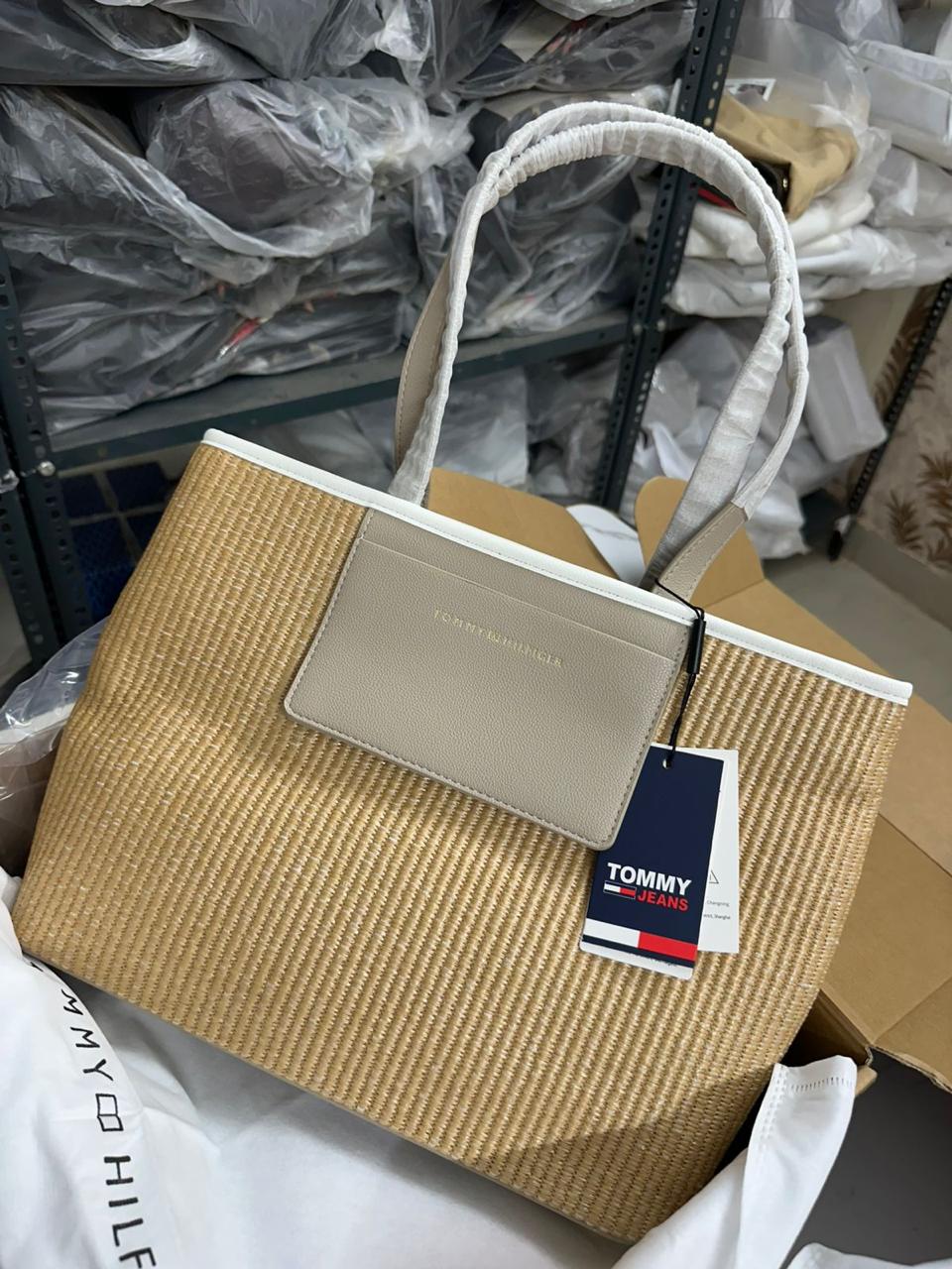 TOMMY HILFIGER WOVEN LEATHER TOTE