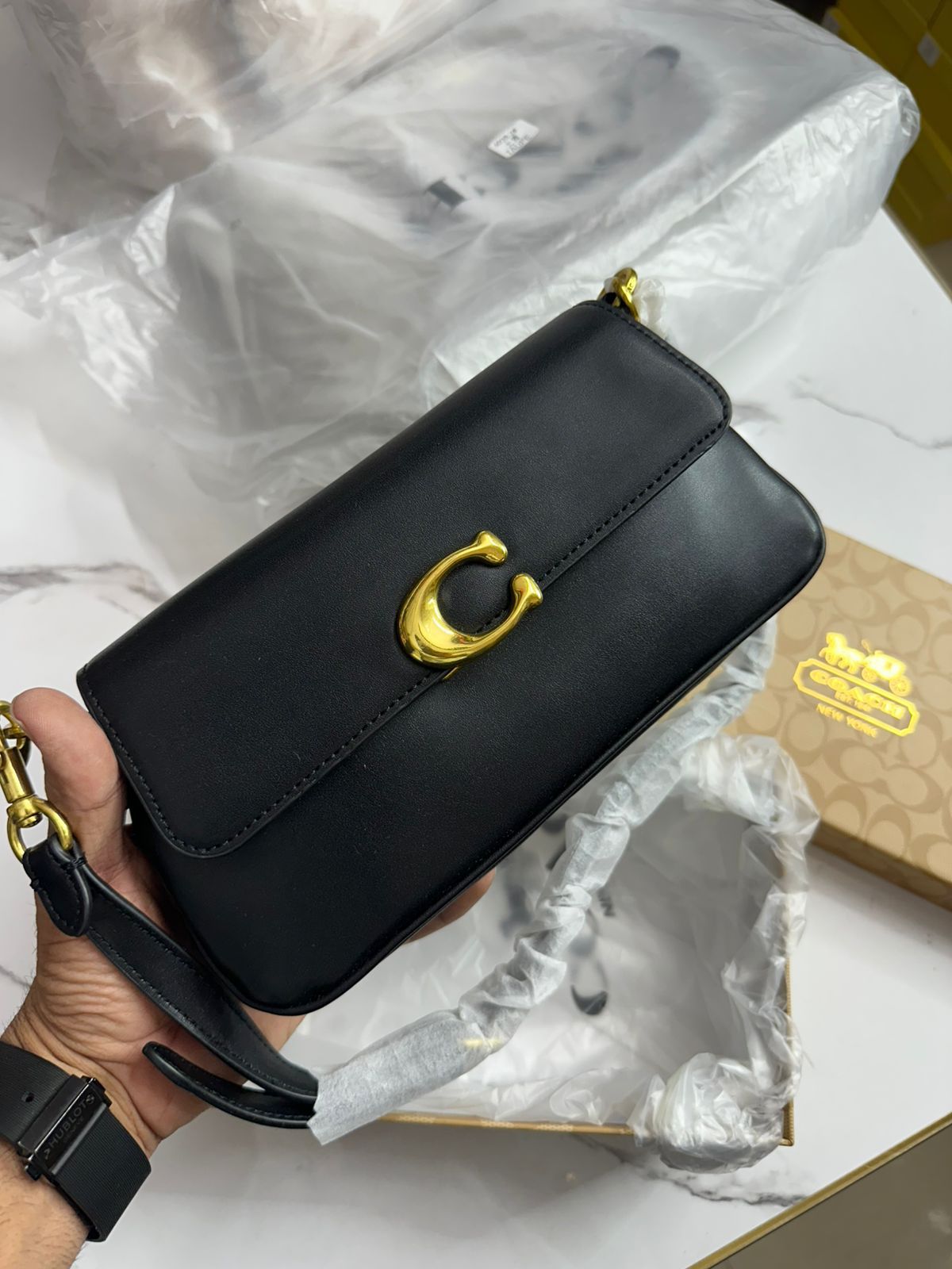 COACH JET SET SHOULDER BAG