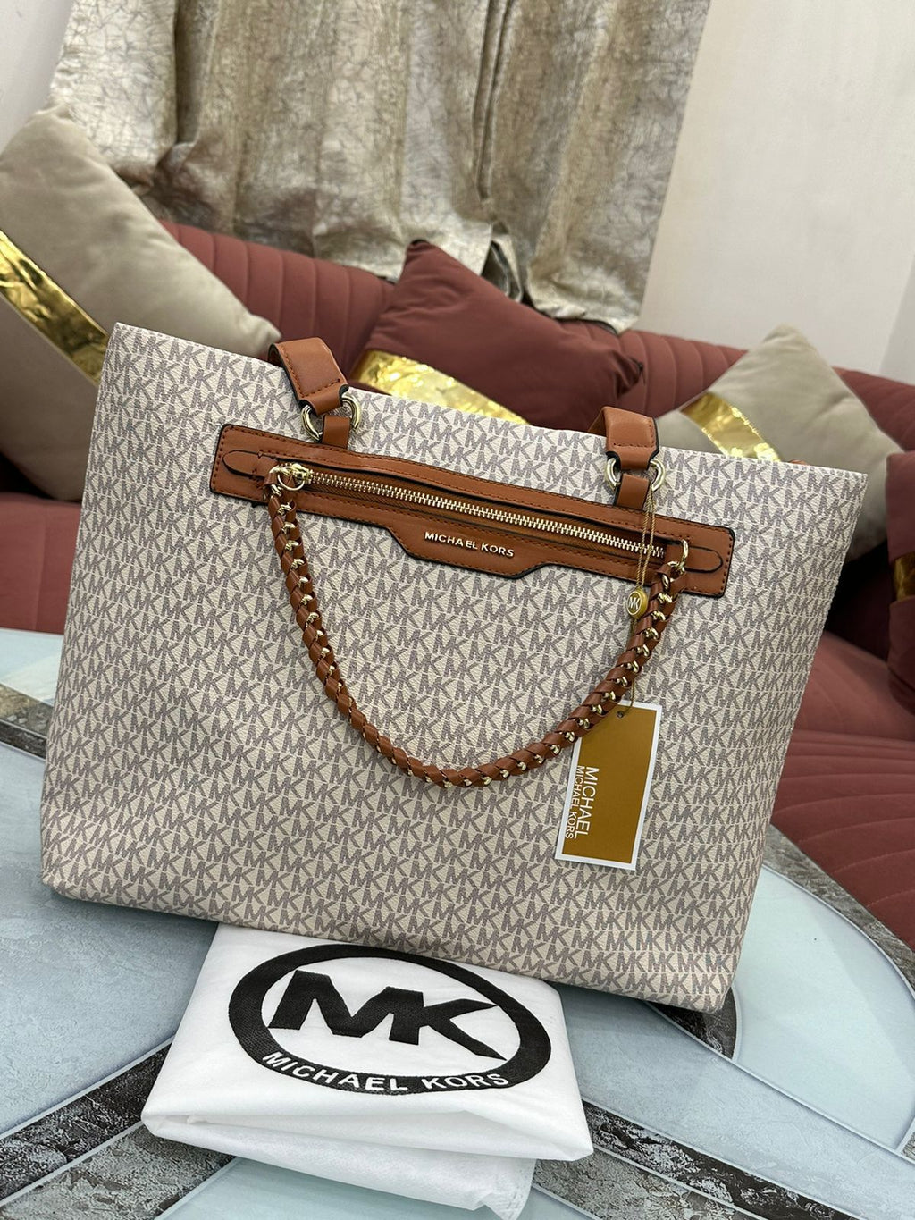 MICHAEL KORS ELLIOT LARGE TOTE