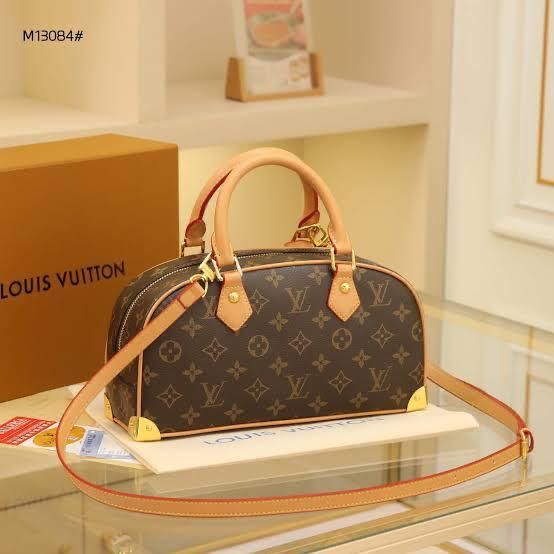 LV DUFFLE