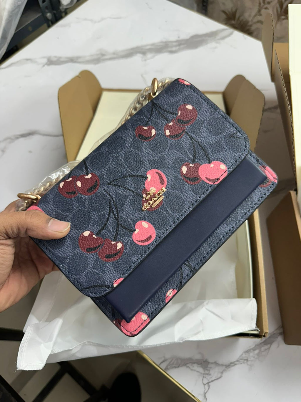 NEW COACH  MINI CLARE