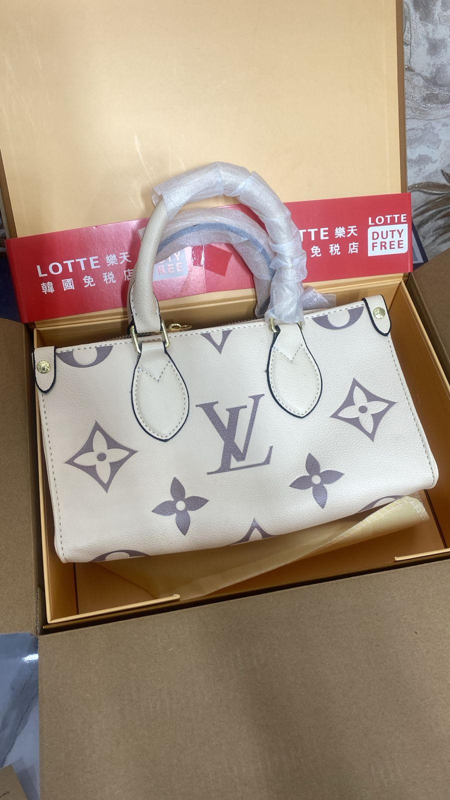 LV ON THE GO