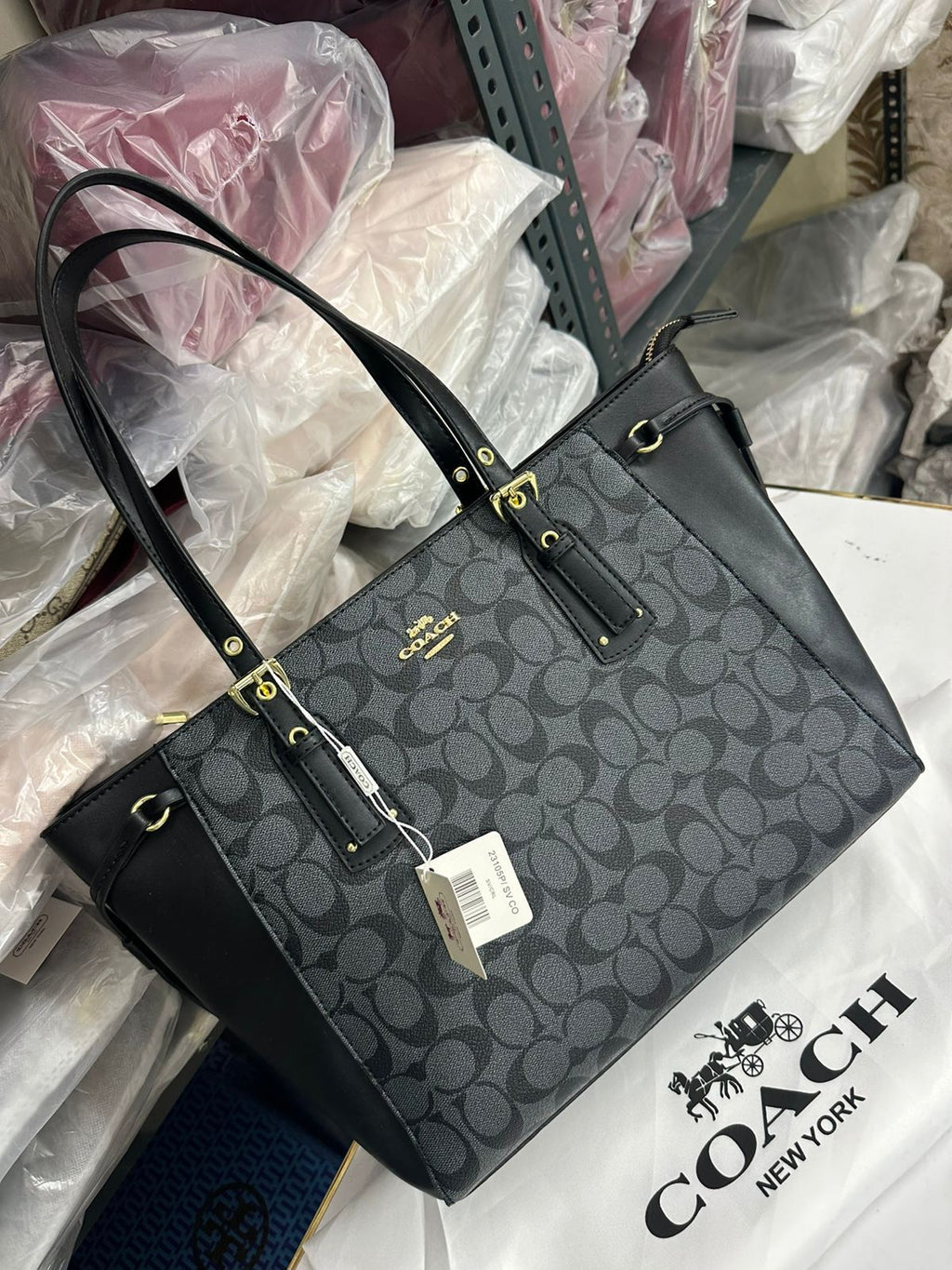 COACH VOYAGER PRINT TOTE BAG