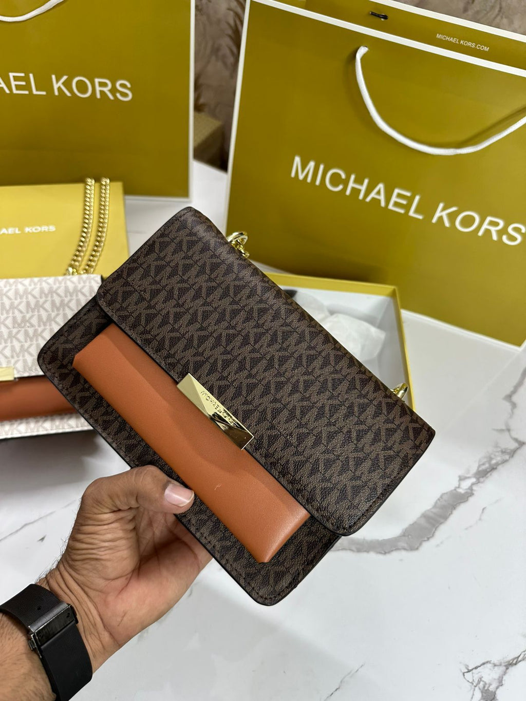 MICHAEL KORS