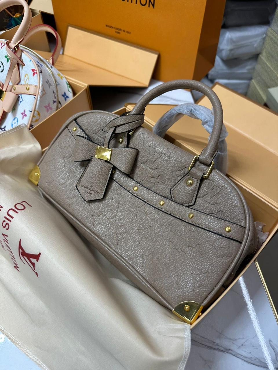 LV DUFFLE