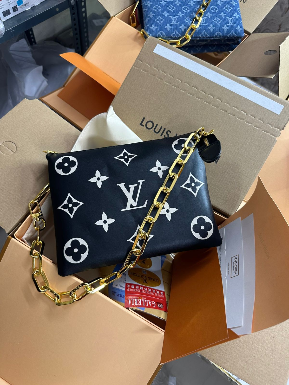 LOUIS VUITTON COUSSIN