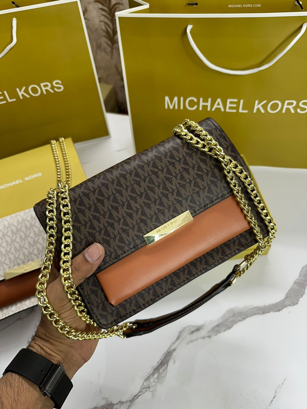MICHAEL KORS